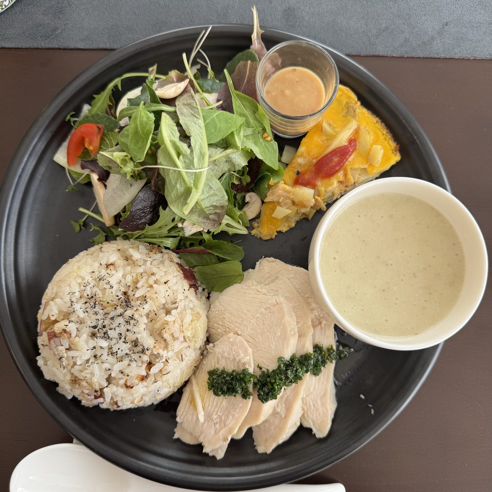 対面のDAY1〜3でお出しする麹ランチのワンプレート